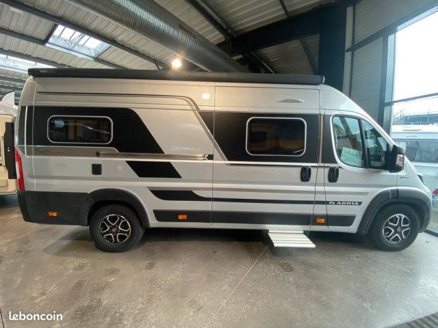 Adria Twin Supreme 640 SGX - Photo 2