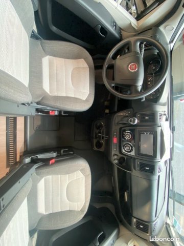 Adria Twin Supreme 640 SGX - Photo 11