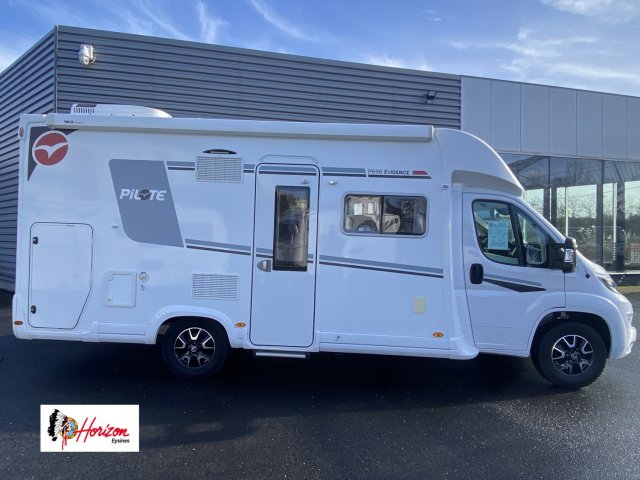 Pilote P 696 D Evidence P696D - Photo 2