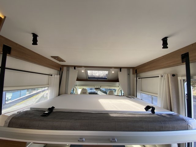 Pilote P 696 D Evidence P696D - Photo 6