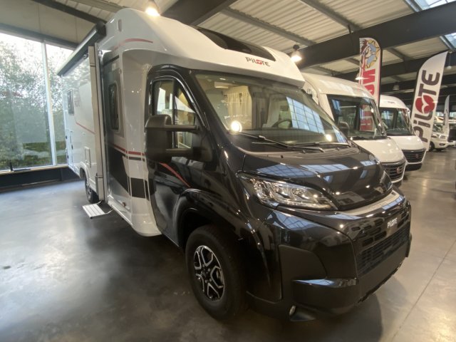 Pilote P 720 FC Evidence Neuf