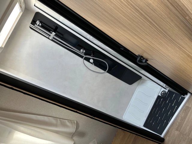 Bavaria Initial I740C Unik - Photo 10