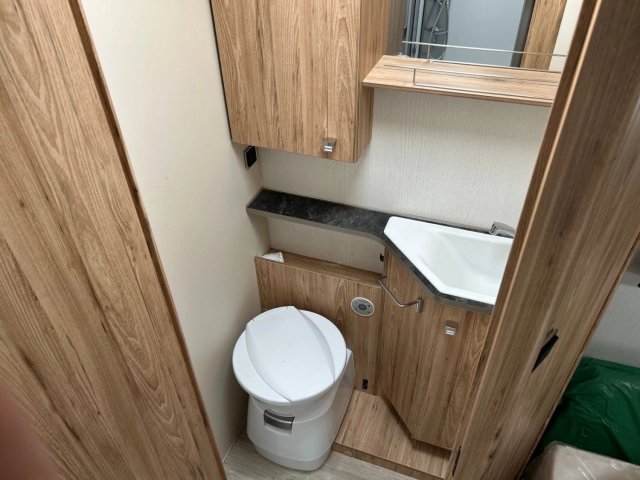 Bavaria Tren-D T746FC Style - Photo 11