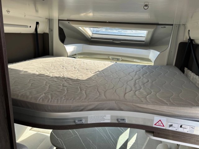 Benimar Tessoro 483 LIMITED - Photo 4