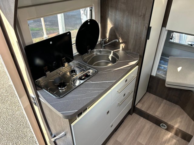 Benimar Tessoro 483 LIMITED - Photo 7