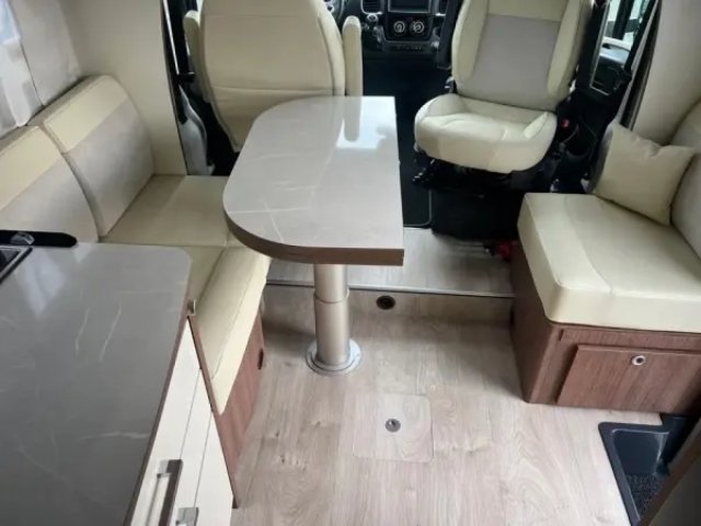 Fleurette Magister 70 LMF - Photo 10