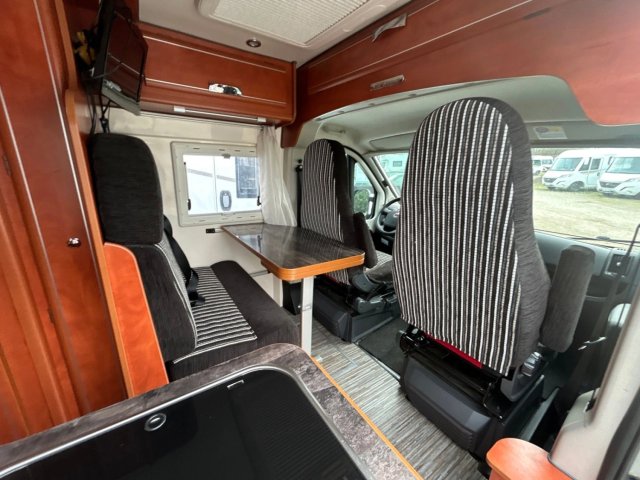 Font Vendome Leader Camp - Photo 5