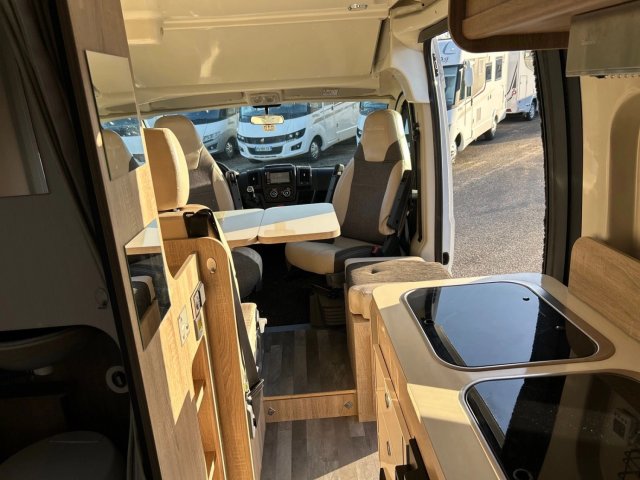 Font Vendome Terra Van - Photo 12