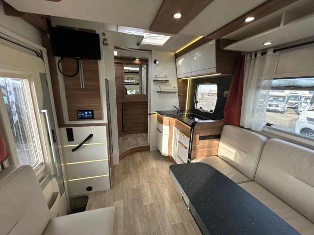 Pilote P 696 D Evidence - Photo 6