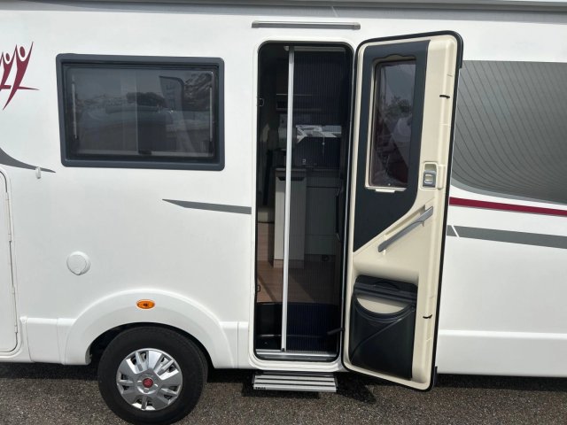 Rapido 854 F - Photo 24