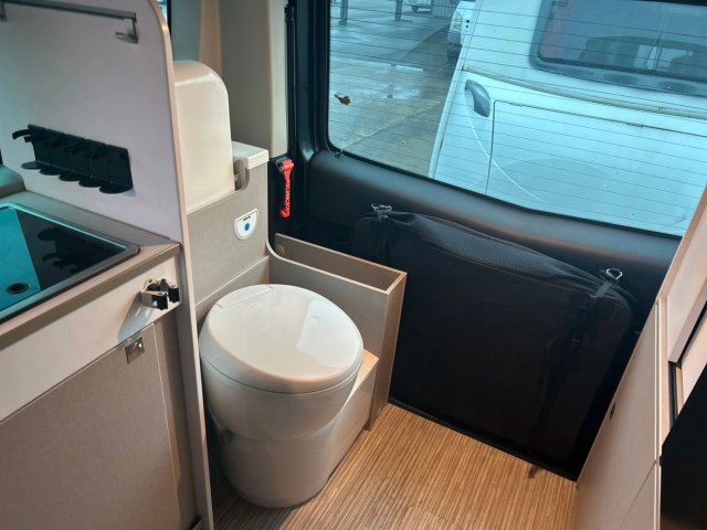 Burstner Playa C 530 LIMITED - Photo 10