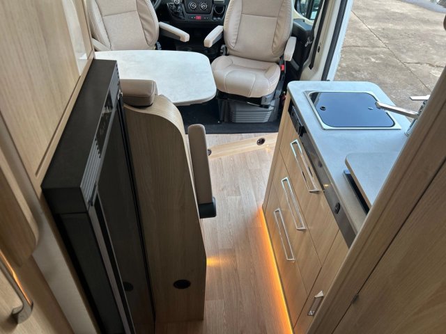 Campereve Camper Van XL LIMITED - Photo 21