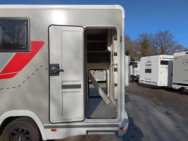 Challenger 240 Open Edition - Photo 3