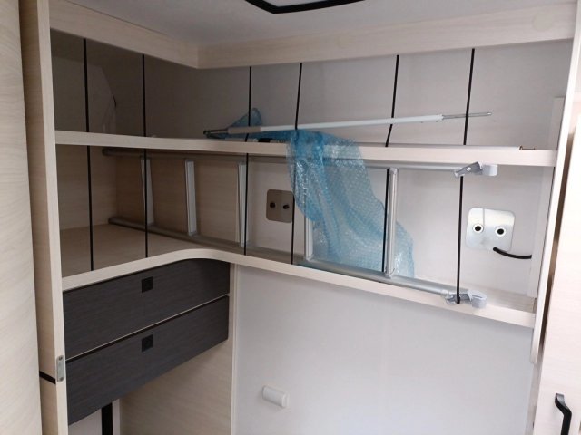 Challenger 240 Open Edition - Photo 10