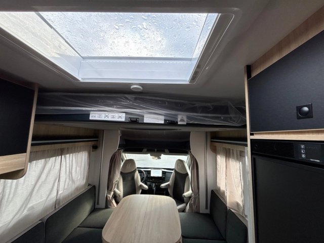 Challenger 250 Graphite Edition - Photo 13