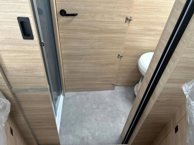 Challenger 317 Ultimate Edition - Photo 13