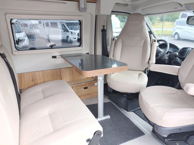 Font Vendome Bel Horizon - Photo 7