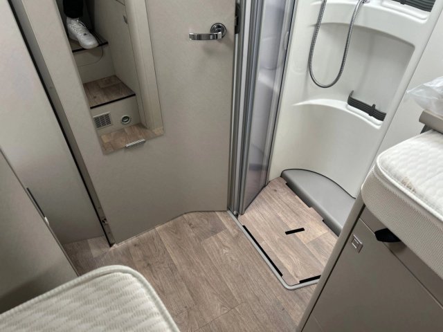 Hymer Tramp S 685 - Photo 20