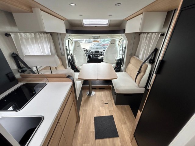 Pilote P 720 FGJ Selection - EDITION PRINTEMPS - Photo 6