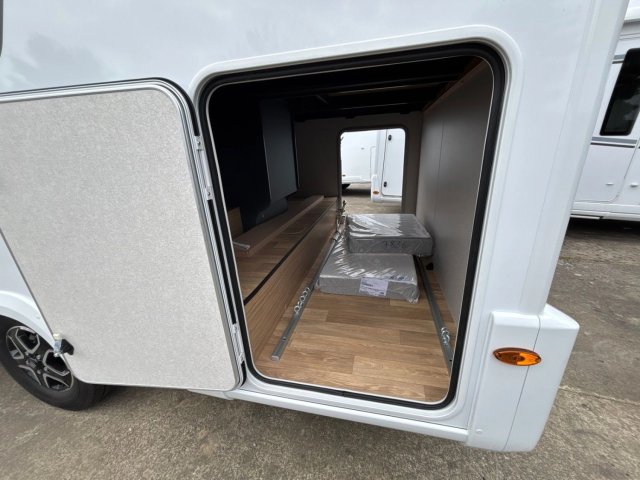 Pilote P 720 FGJ Selection - EDITION PRINTEMPS - Photo 12