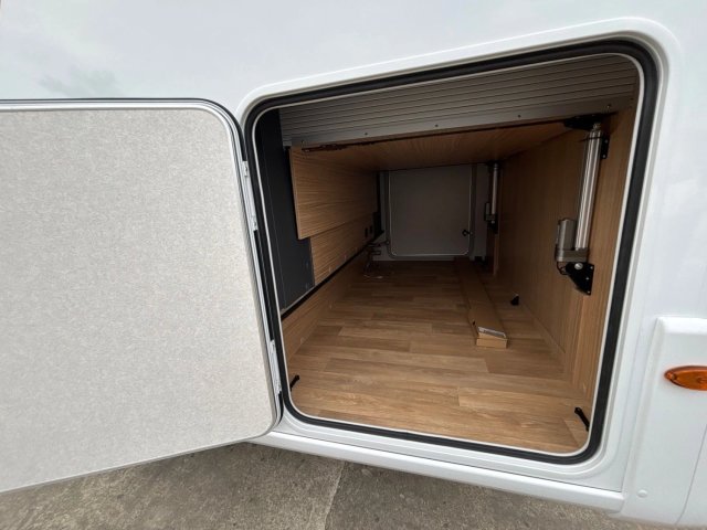 Pilote P 740 FC Evidence ÉVIDENCE - Photo 12