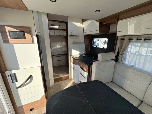 Pilote P 746 FC Evidence Fit ÉVIDENCE - Photo 8