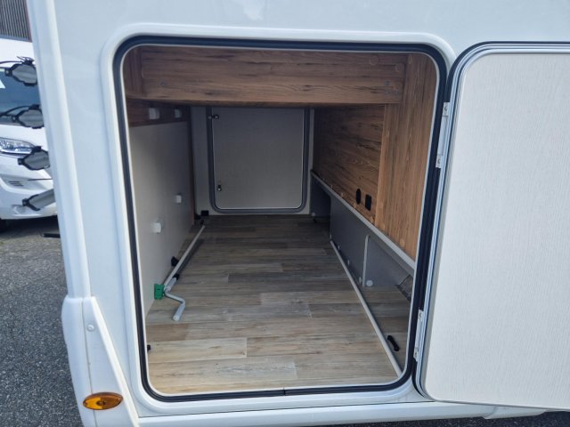 Bavaria Initial I740FC Nomade I 740 FC - Photo 3