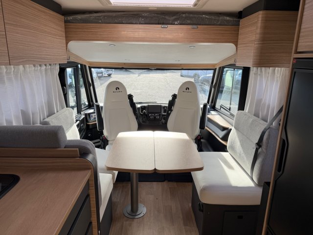 Bavaria Initial I740FC Nomade - Photo 5