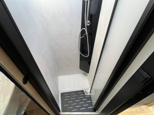 Bavaria Initial I740FC Nomade - Photo 4