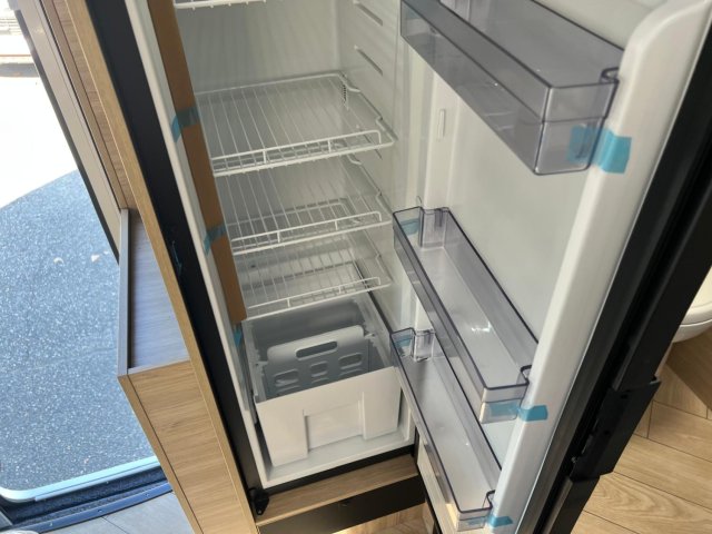 Challenger 250 Graphite Edition - Photo 6