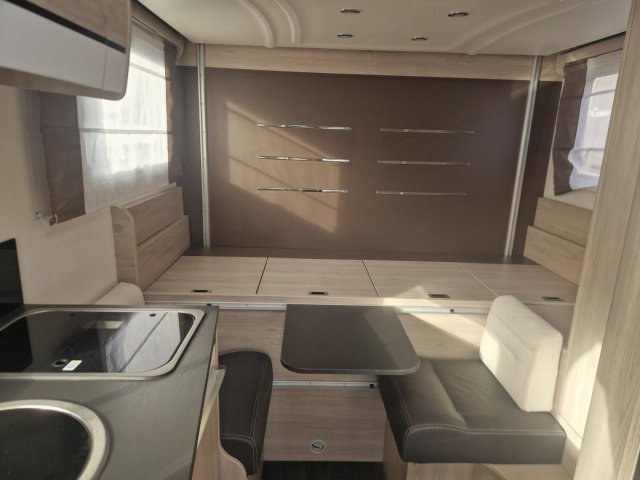 Challenger Genesis 274 - Photo 4