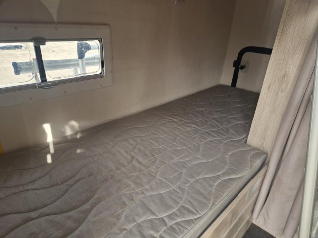 Challenger Genesis C256 - Photo 8