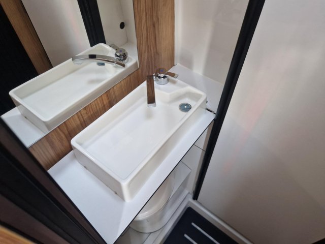 Font Vendome Leader Camp Confort - Photo 10