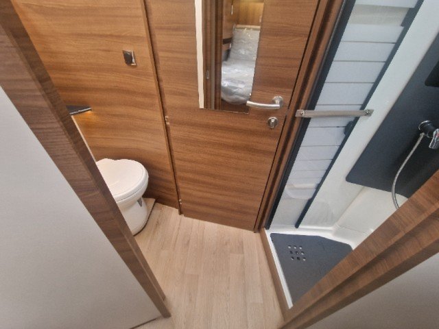 Rapido Distinction i96M - Photo 10