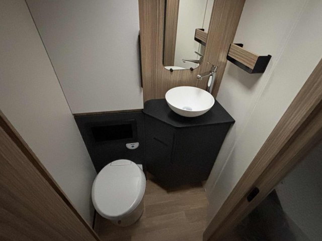 Bavaria Initial I740FC Nomade - Photo 13