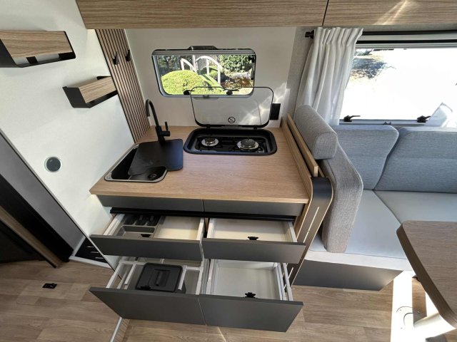 Bavaria Initial I740FGJ Nomade - Photo 5