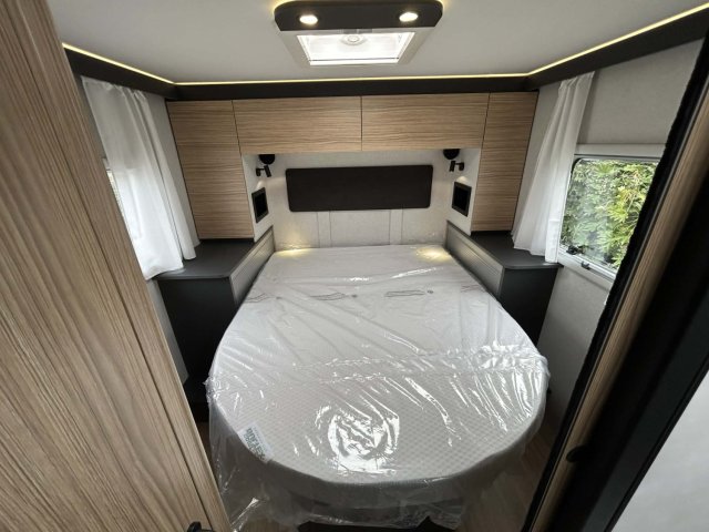 Bavaria T720FC Intense - Photo 12