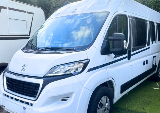 Carado CV 600 fourgon sur peugeot boxer ( groupe hymer ) Occasion