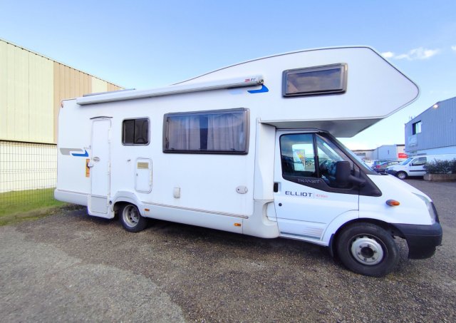 CI Elliot 40 Maxi 2009 Occasion