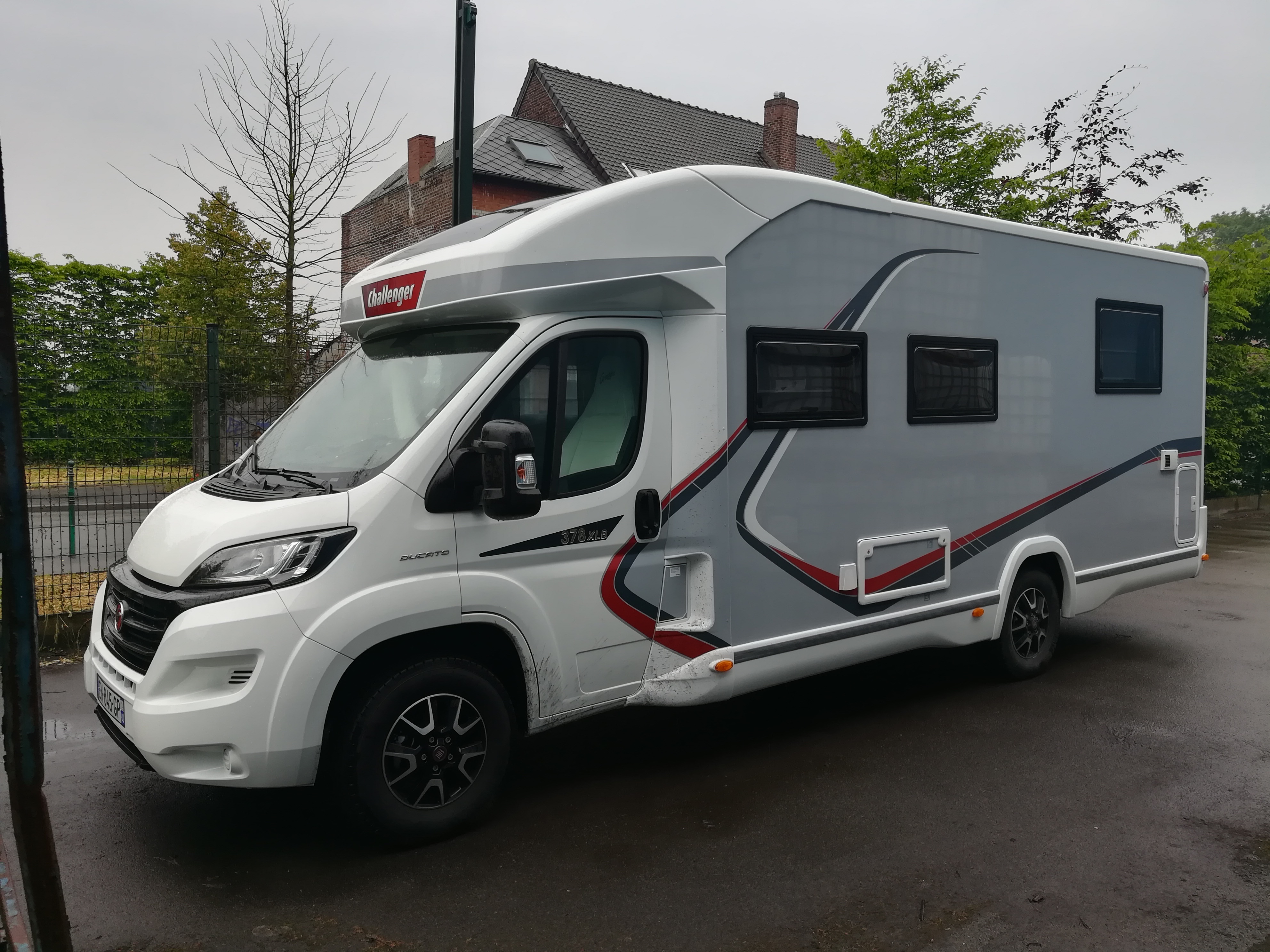Challenger Graphite 378 Xlb occasion - Autres - Camping car en vente à ...