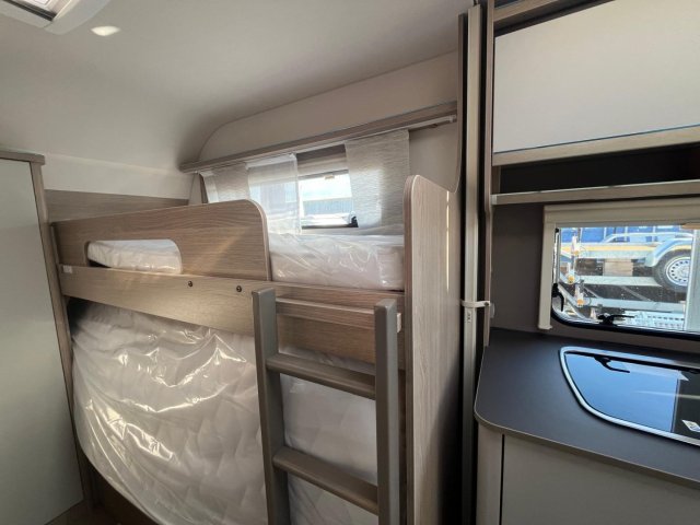 Burstner Premio Plus 510 TK - Photo 4
