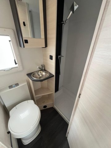 Caravelair Artica 496 Family - Photo 4
