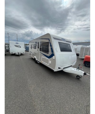Caravelair Artica 496 Family Occasion