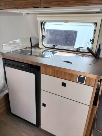 Eriba Familia 310 LEGEND - Photo 4