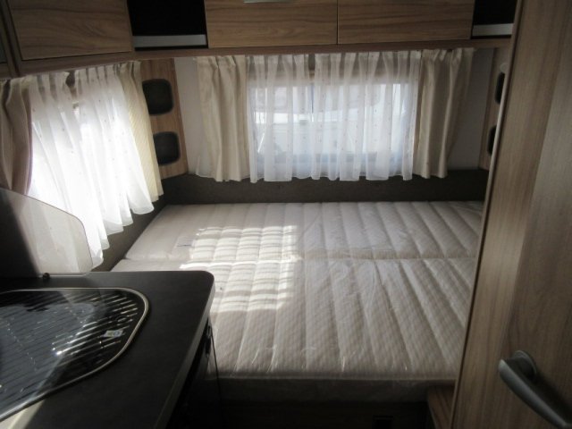 Eriba Feeling 425 - Photo 3
