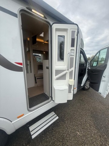 Burstner Lineo T 700 - Photo 2