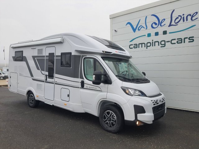 Adria Matrix Plus 670 DC Neuf