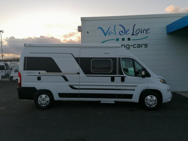 Adria Twin Plus 600 SPB 2024 Boite AUTO - Photo 2