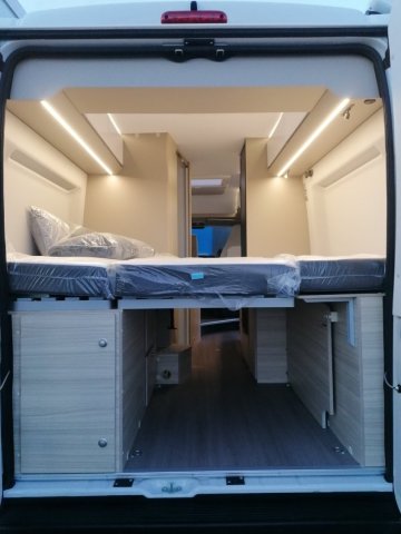 Adria Twin Plus 600 SPB 2024 Boite AUTO - Photo 8