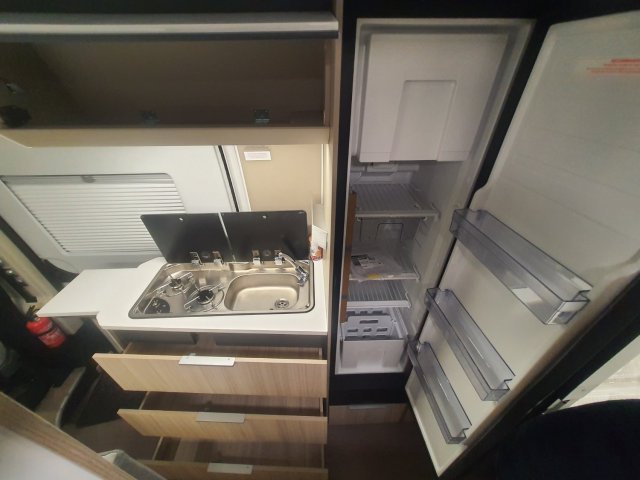 Adria Twin Plus 600 SPB 2024 Boite AUTO - Photo 18